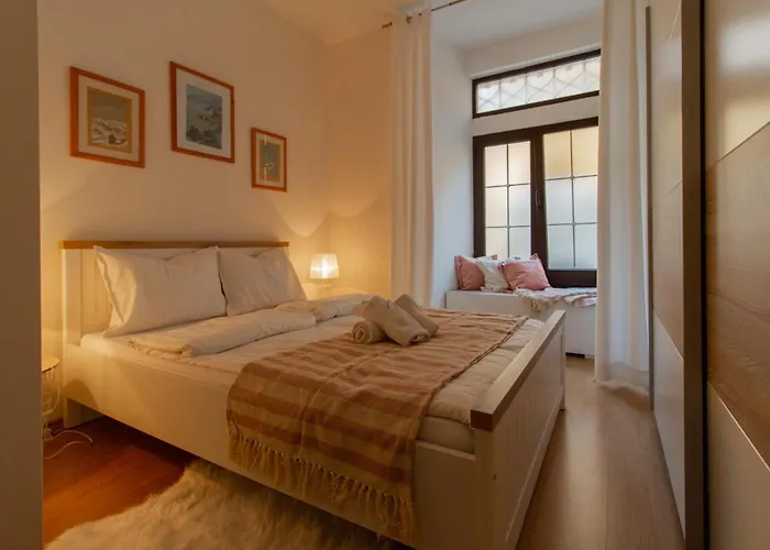 Appartement Coli Apatrman Viola *