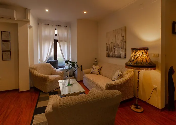 Appartement Coli Apatrman Viola Bakar