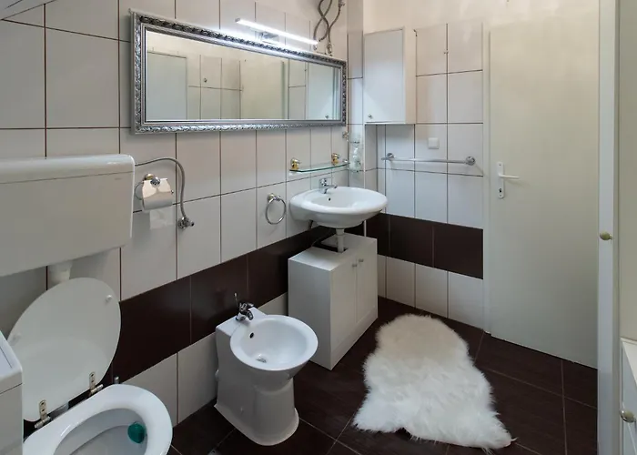 Appartement Coli Apatrman Viola