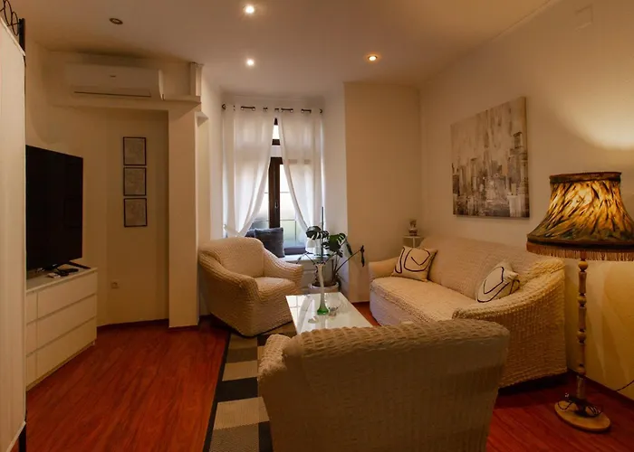 Coli Apatrman Viola Appartement *