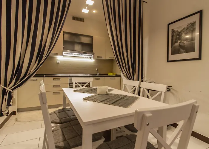 Coli Apatrman Viola * Bakar