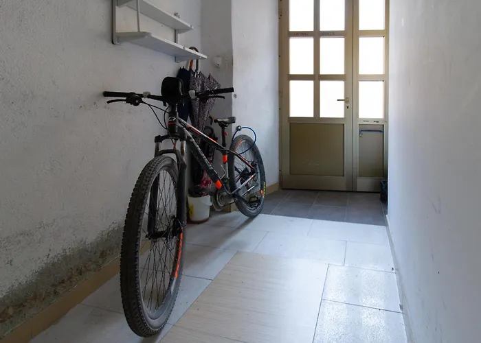 Coli Apatrman Viola Appartement *