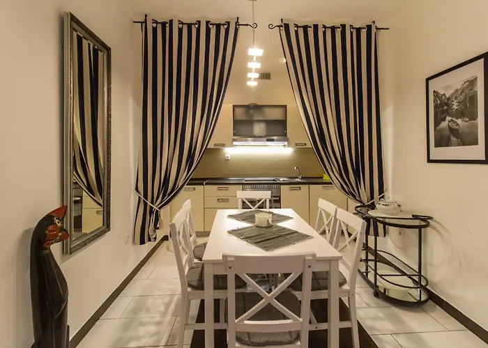 Coli Apatrman Viola *