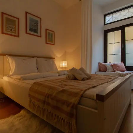 Coli Apatrman Viola Apartament *