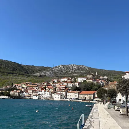 Coli Apatrman Viola Apartament *